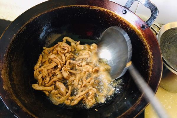 蒜苔过油肉的做法图解4