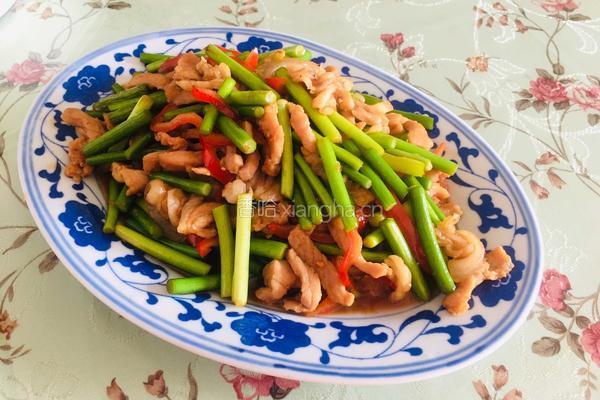 蒜苔过油肉的做法图解11