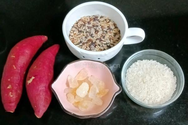七色糙米红薯粥的做法图解1