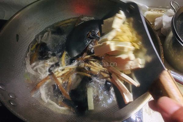 酸辣肉丝汤的做法图解4