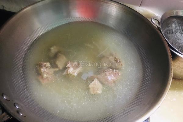 鸭血粉丝羊肉汤的做法图解2