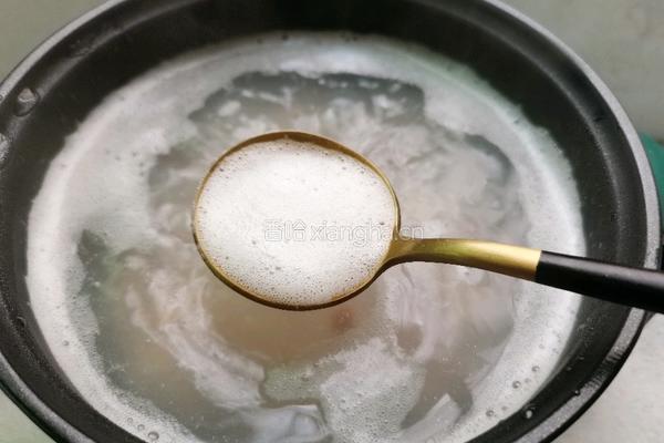 皮蛋瘦肉粥的做法图解7