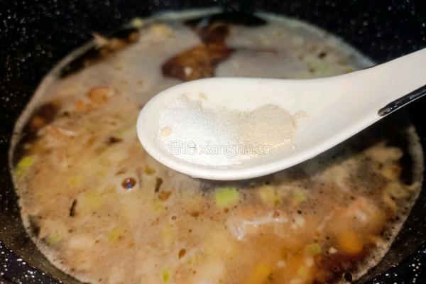 瑶柱虾米鱿鱼粉丝锅的做法图解12