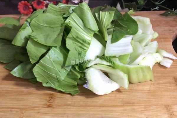 青菜炒印儿粑的做法图解2