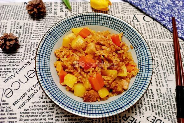 鸡腿土豆焖饭