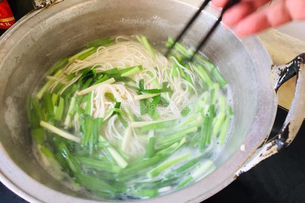 酸菜羊肉面的做法图解9