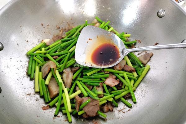 蒜苔猪头肉饭 的做法图解7