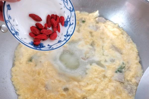 肉饼鸡蛋汤泡饭的做法图解7
