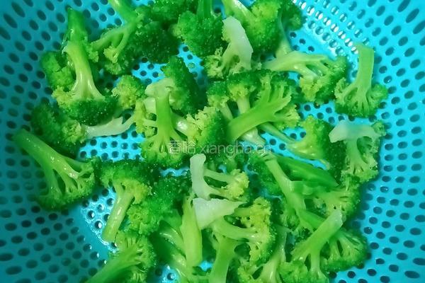 牛肉丸西兰花盖饭的做法图解7
