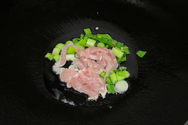 鱼香肉丝盖饭的做法图解3