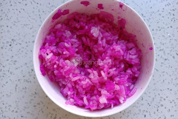 火龙果花朵饭团的做法图解5