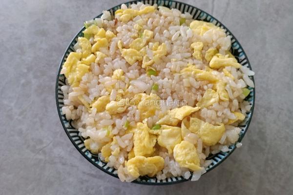 蛋炒饭的做法图解11