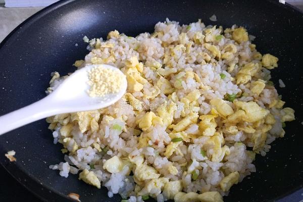 蛋炒饭的做法图解10