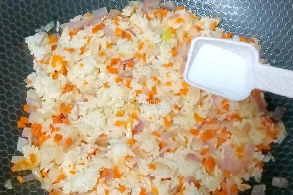 牛肉洋葱炒饭的做法图解7