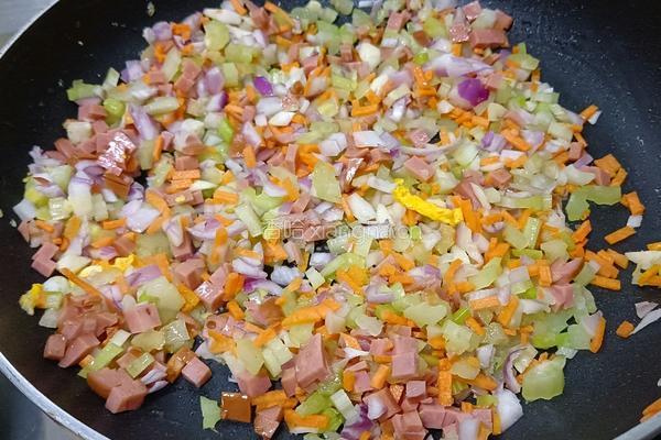 蛋炒饭的做法图解3