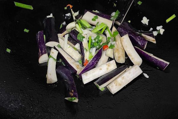 鱼香茄子盖饭的做法图解4