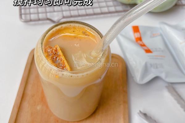 焦糖冰拿铁的做法图解4