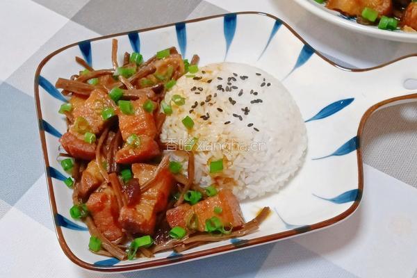 茶树菇红烧肉盖饭的做法图解12
