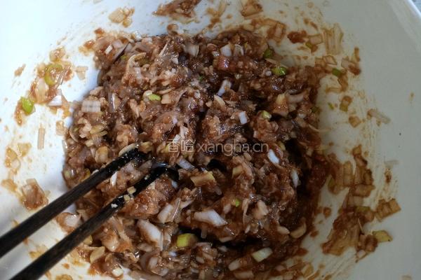 胡萝卜粉条肉包的做法图解8