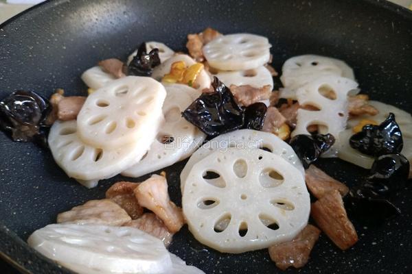莲藕炒肉盖浇饭的做法图解10