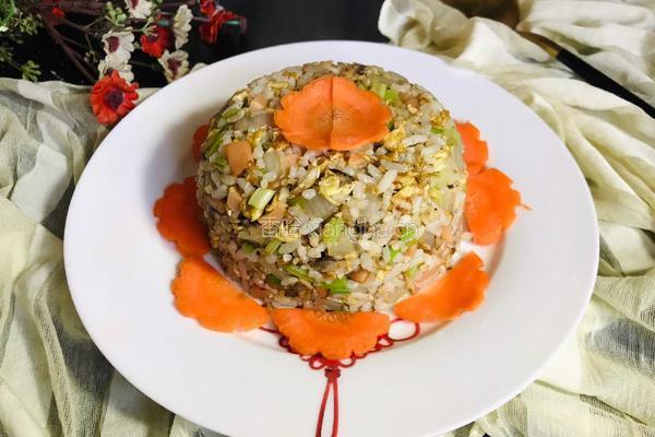 火腿鸡蛋菜炒饭的做法图解13