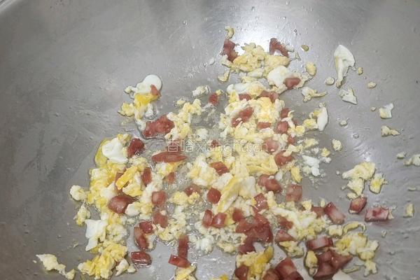 包菜炒饭的做法图解4