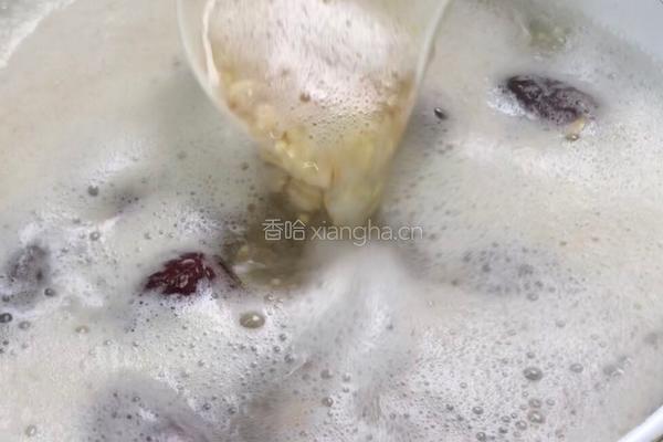 核桃小米粥的做法图解3