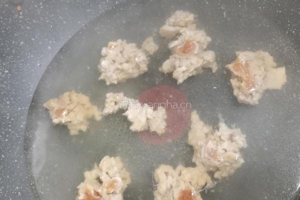 瘦肉鸡蛋汤的做法图解4