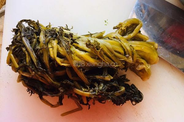 方肉雪菜扣碗的做法图解1