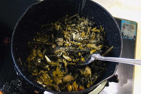 方肉雪菜扣碗的做法图解4