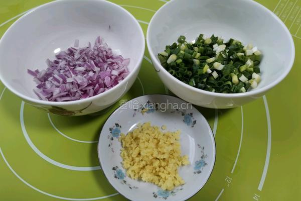 胡萝卜馅饼的做法图解2