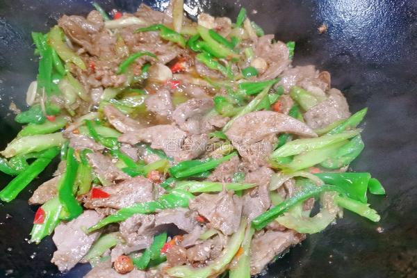 芹菜炒羊肝的做法图解7