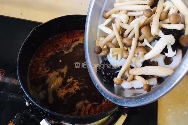 酸辣鸭血土豆粉的做法图解8