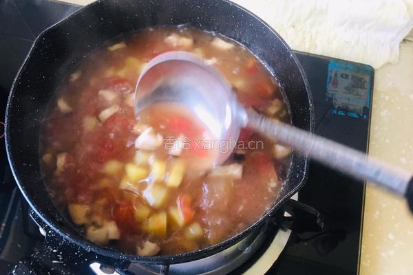 牛肉汤土豆手擀面的做法图解1