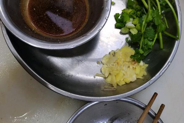 香辣油焖大头虾（沼虾）的做法图解3