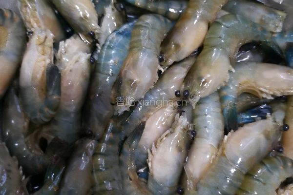 香辣油焖大头虾（沼虾）的做法图解2