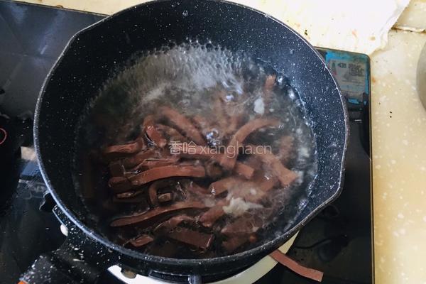土豆粉鸭血羊汤的做法图解2