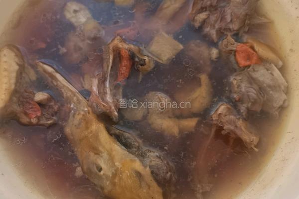 茶油枸杞鸭汤的做法图解6