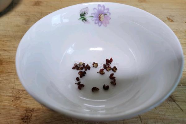 鲜肉大虾饺子的做法图解4