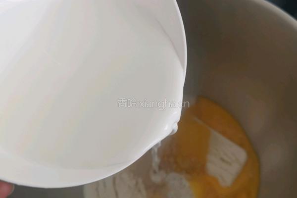 玫瑰肉桂卷的做法图解2