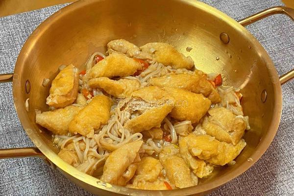 油豆腐金针菇煲的做法图解7