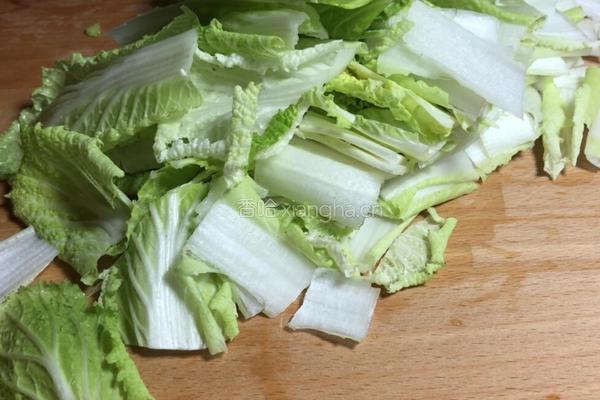麻酱白菜的做法图解1