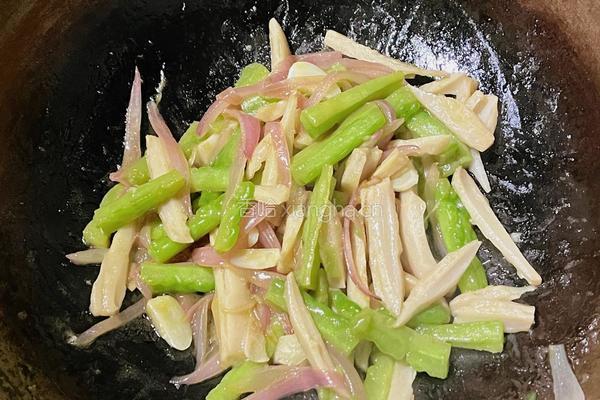 【春季“养肺”】苦瓜照烧藕的做法图解7
