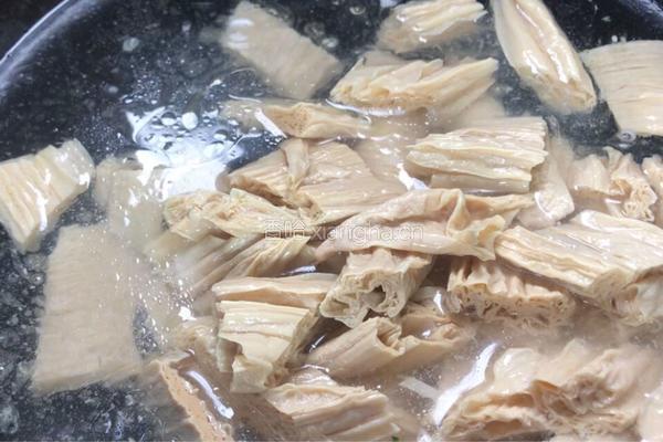 酱拌腐竹的做法图解7