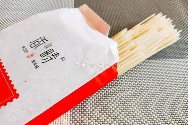 香辣米线的做法图解2