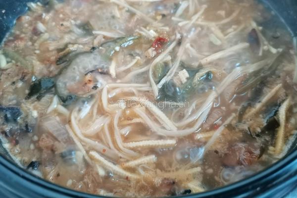 辣白菜米线的做法图解19