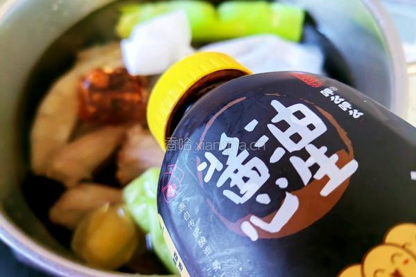卤鸭脖的做法图解4