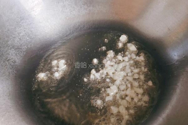 蒜末黄豆酱白菜的做法图解4