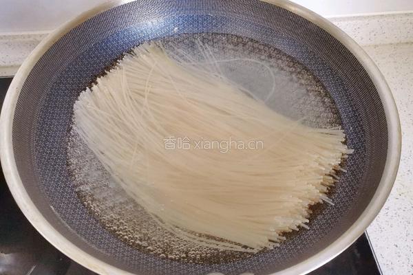泡菜麻酱米线的做法图解11