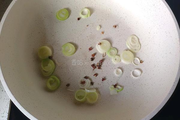 酱香绿豆芽的做法图解4